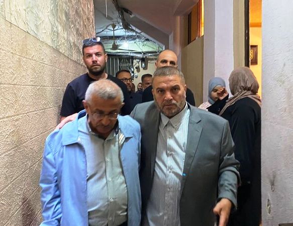 سعد يزور عين الحلوة  ويقدم التعازي  برحيل "أبو طارق السعدي"