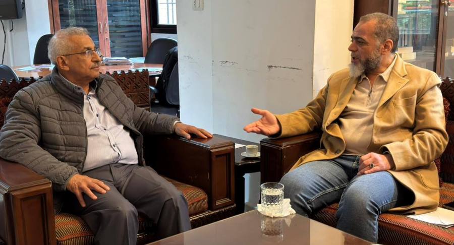 سعد يلتقي وفد "حركة فتح" ويبحث "الأوضاع في المخيمات الفلسطينية في ظلّ التطورات الراهنة"