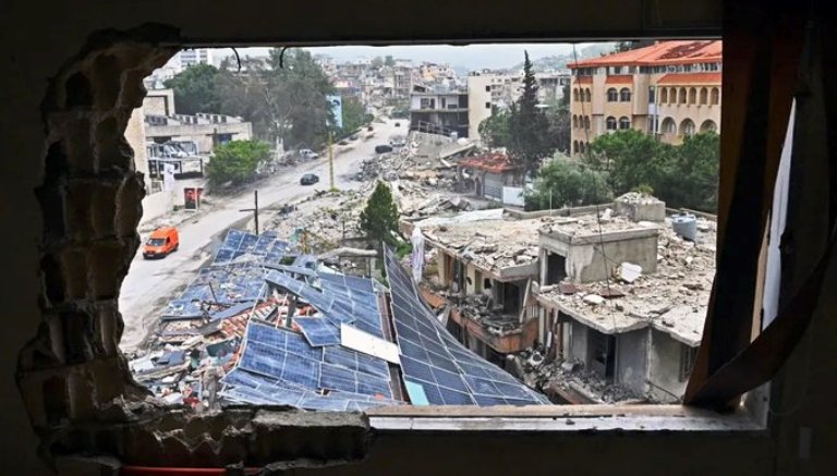 "رعونة" الحزب تتفلت بتهديد الرئيس واستفزاز فرنسا… و"شروط" قاسم