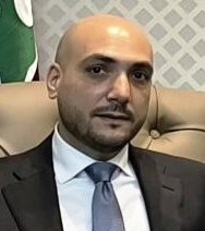 عمر مرجان دان المجازر الإسرائيلية: الدفاع عن الأرض حق والدبلوماسية جناحه الثاني