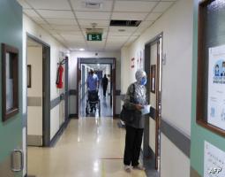 "نقابة اصحاب المستشفيات": إن لم يؤمن مصرف لبنان السيولة سيضطر المرضى الى شراء ادويتهم على نفقتهم