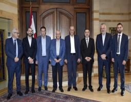 بري لـ«الشرق الأوسط»: أنا من يرعى الحوار لانتخاب رئيس للبنان