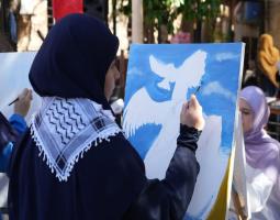 في "يوم القدس العالمي" مرسما فنيا ل"كشافة الإمام المهدي" في صيدا القديمة