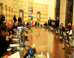 مجلس الوزراء يطلب تعليق مواد مقاعد المغتربين: تعديل قانون الانتخابات في ملعب برّي مجدّداً