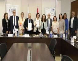 مذكرة تفاهم لانشاء "صندوق منح دراسية" بإسم "جمعية أهلنا" في "الجامعة اليسوعيّة"