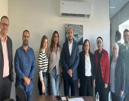 الصيدلي عمر مرجان يبحث سبل التعاون مع "جمعية المواساة" في صيدا.