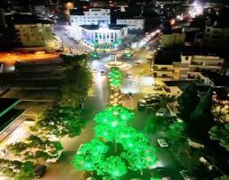 اضاءة شجرة الميلاد في حارة صيدا بمشاركة المطران حداد وفعاليات