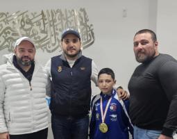 عمر مرجان يلتقي عزالدين بلال الغربي الحائز على ذهبية بطولة آسيا بالفنون القتالية المختلطة