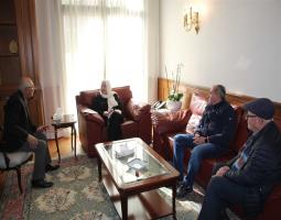 الحريري تستمع لمطالب قاطني تجمعات فلسطينية تم إنذارهم بإخلائها وتلتقي وفد من أصحاب الوكالات البحرية