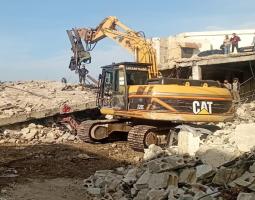 الحريري تتابع مع مجلس الجنوب تسريع عمليات مسح أضرار الغارة على المدينة الصناعية جنوب صيدا