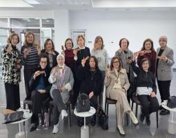 نادي القراءة في "جمعية المواساة" يفتح نوافذ “صيف سويسري”  للكاتبة العراقية إنعام كجه جي.