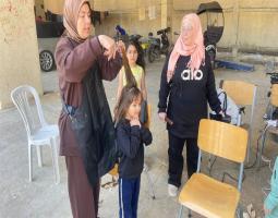 مقصّ صغير.. وفرح كبير: مبادرة تعيد بهجة العيد إلى الأطفال في مراكز إيواء صيدا !