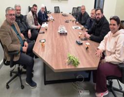 البزري يطالب بمضاعفة الدفعات الشهرية للمودعين ويلتقي حجازي و"غرفة إدارة الكوارث والأزمات" في بلدية صيدا.