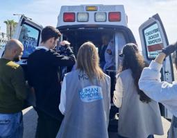 حملة صحية ل"مؤسسة مرجان" و"جمعية إنسان الغد" تستهدف النازحين القاطنين بسياراتهم في صيدا