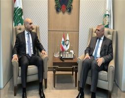 اللواء حسن شقير يلتقي عمر مرجان.. دعم الصمود ومواجهة تداعيات النزوح أولوية