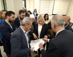 السفير الفرنسي ماغرو وممثلة مفوضية اللاجئين بيلينغ في بلدية صيدا: إشادة دولية بمهنية إدارة الأزمة وبحث في استدامة الإيواء