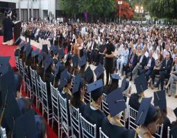 الحريري في حفل تخرج طلاب ثانوية رفيق الحريري :العام الدراسي كان امتحاناً لوطن يبحث عن مخرج من امتحاناته الكبرى
