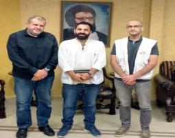 "حزب الله" في صيدا يستعرض مع وفد "أطباء بلا حدود" شؤون النازحين 