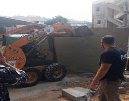 بلدية صيدا تزيل مخالفات بناء في أحياء مختلفة من المدينة