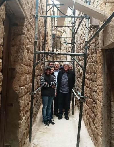زيدان يتفقد مشاريع
