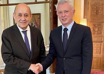 لودريان يسأل وكلٌّ يُفسِّر على هواه: لا عاقل مع رئيس تحدِّ