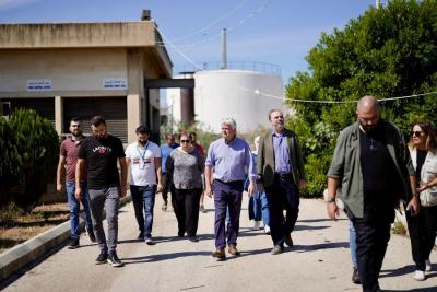 وفد رفيع من