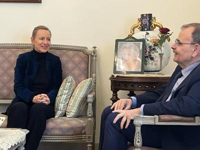 البزري يلتقي كلاوس ويؤكد على أهمية دور الأونروا، وضرورة تفعيلها، وزيادة إمكانياتها