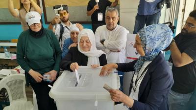 الحريري بعد ان أدلت بصوتها :منذ البداية قلنا اننا لم نرشح أحداً... لكننا ناخبون