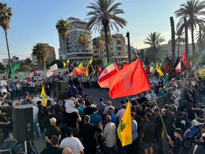 صيدا تتضامن مع الجمهورية الاسلامية بوقفة حاشدة في ساحة شهدائها