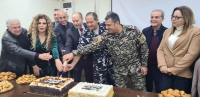 المحافظ ضو يشيد بثبات وإداء الموظفين وقادة الأجهزة الأمنية والعسكرية في الجنوب