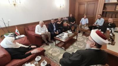 الحريري تتابع أوضاع النازحين والعائدين جنوباً وسبل تعزيز صمودهم.