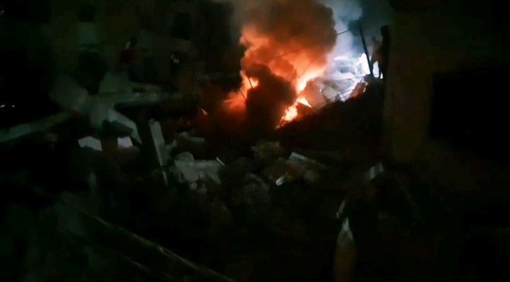 بالفيديو : اضرار كبيرة في الغارة التي استهدفت مبنى في حارة صيدا