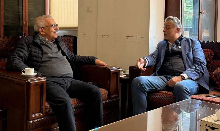 سعد يلتقي القنصل ابو ظهر الذي اعرب عن "تضامنه ودعمه لمواقف سعد الوطنية".