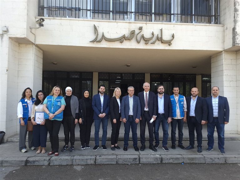 السفير الفرنسي ماغرو وممثلة مفوضية اللاجئين بيلينغ في بلدية صيدا: إشادة دولية بمهنية إدارة الأزمة وبحث في استدامة الإيواء