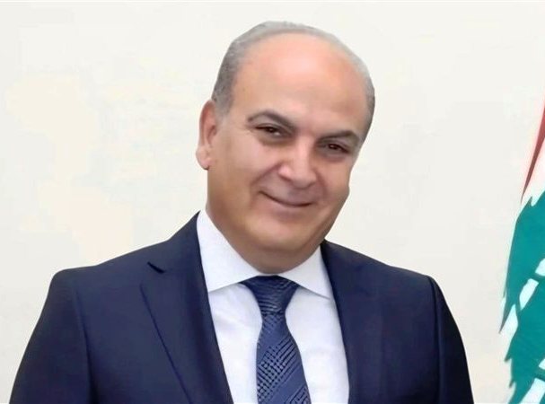 أبو مرعي في عيد الصحافة : كل عام والصحافة الحرة أقوى، وكل عام وأنتم ثابتون على مواقفكم، لا تنحنون